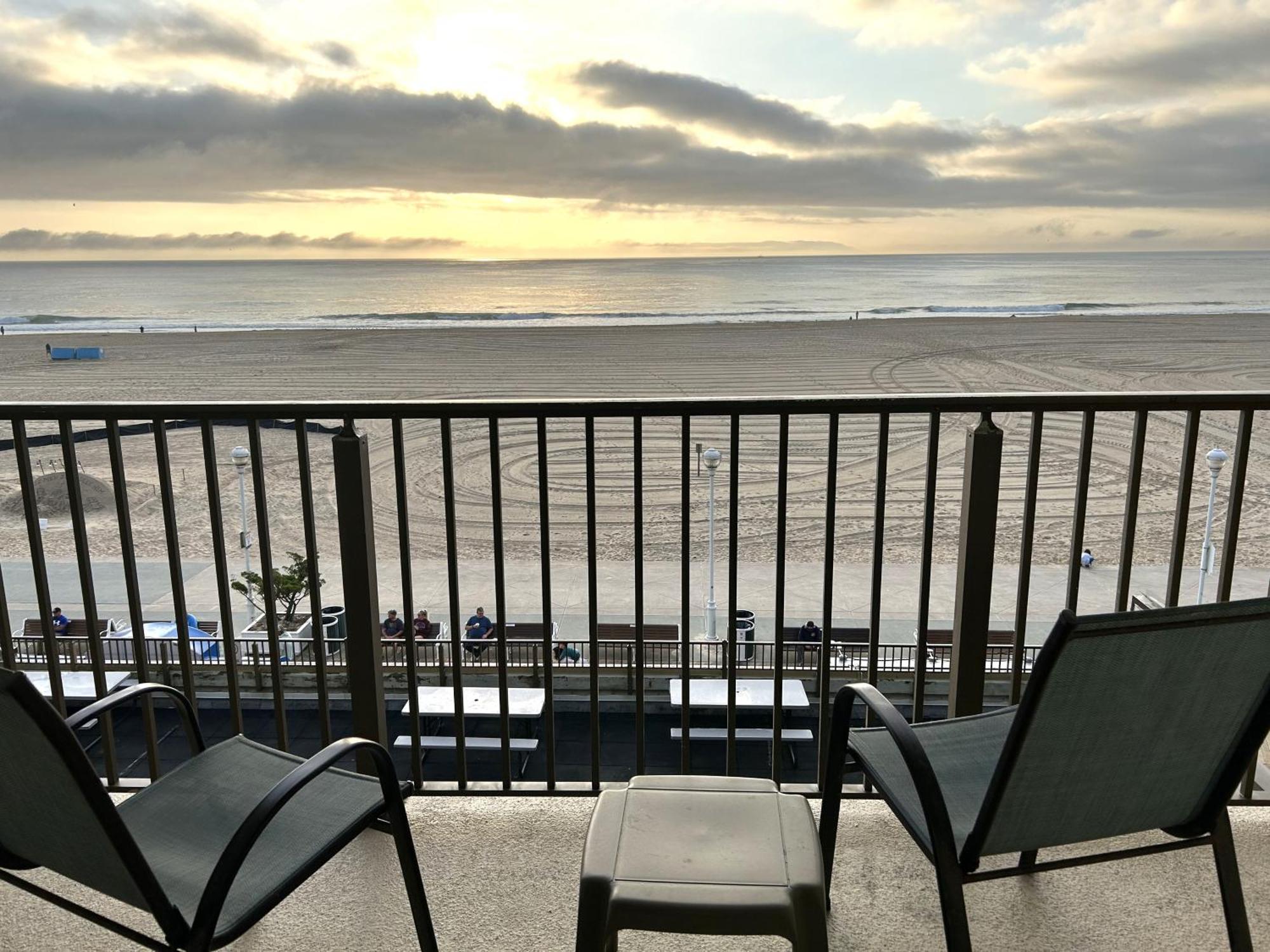 Direct Oceanfront On The Boardwalk At 1St Street, Room 302, Kitchen, Pool, Gym, Parking Ocean City Zewnętrze zdjęcie